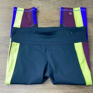 GapFit Women’s Navy Blue, GFast Color Block Crop Activewear Leggings, XL